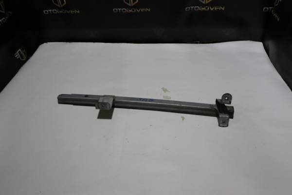 FORD TRANSİT 100 L-S-V ÇIKMA PARÇA TRANSİT V347 ÖN KAPI CAM ÇITASI